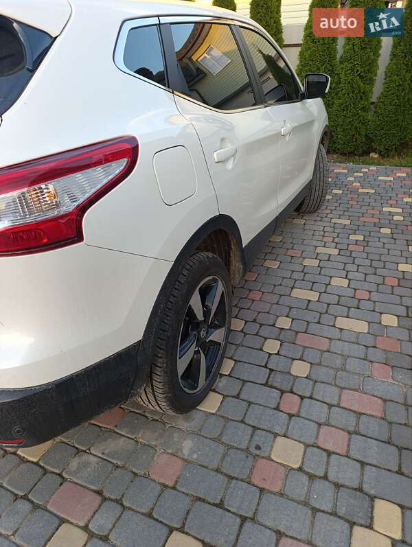 Внедорожник / Кроссовер Nissan Qashqai 2017 в Самборе