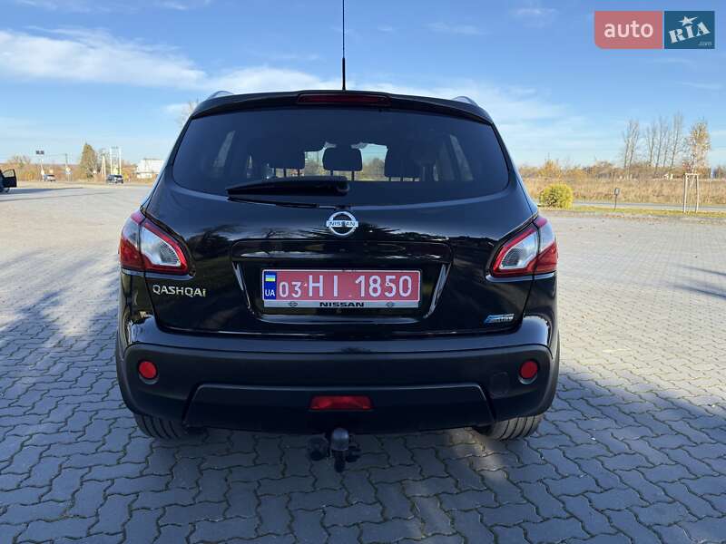 Позашляховик / Кросовер Nissan Qashqai 2011 в Коломиї