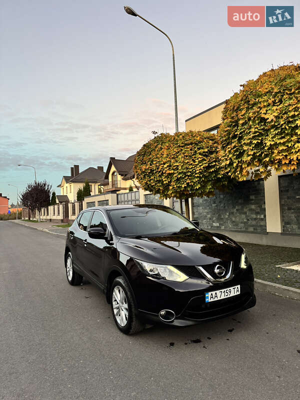 Внедорожник / Кроссовер Nissan Qashqai 2017 в Ровно фото 2 Внедорожник / Кроссовер Nissan Qashqai 2017 в Ровно