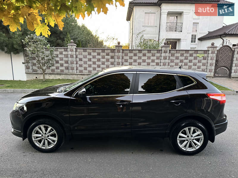 Внедорожник / Кроссовер Nissan Qashqai 2017 в Ровно фото 11 Внедорожник / Кроссовер Nissan Qashqai 2017 в Ровно