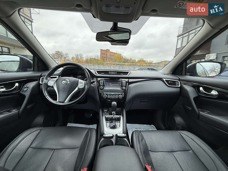 Внедорожник / Кроссовер Nissan Qashqai 2015 в Кременце