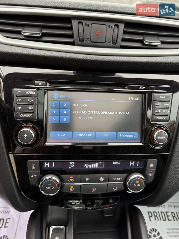 Внедорожник / Кроссовер Nissan Qashqai 2015 в Кременце