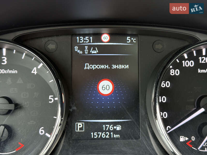 Внедорожник / Кроссовер Nissan Qashqai 2015 в Кременце