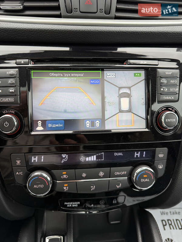 Внедорожник / Кроссовер Nissan Qashqai 2015 в Кременце