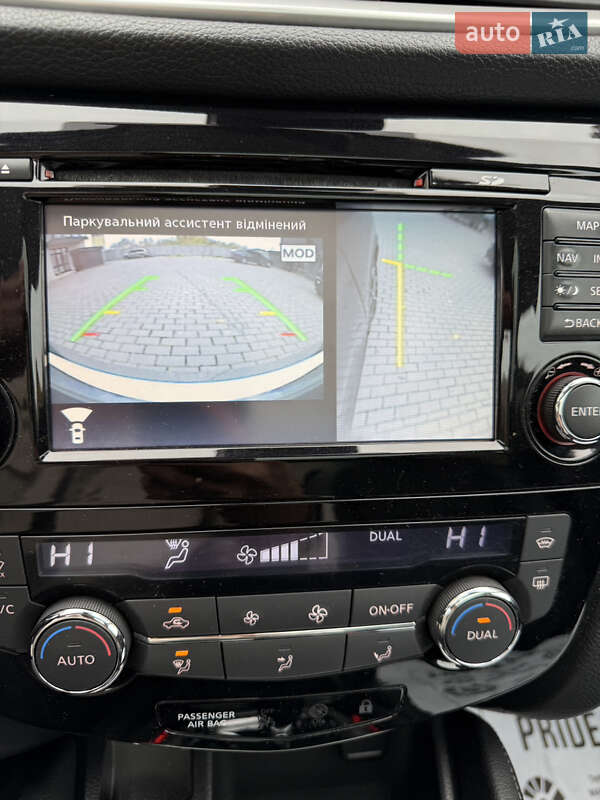 Внедорожник / Кроссовер Nissan Qashqai 2015 в Кременце