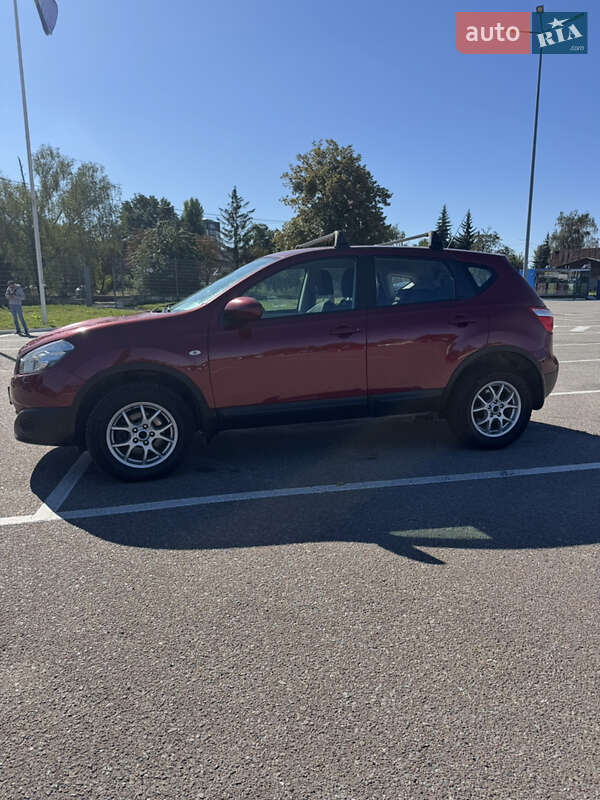 Внедорожник / Кроссовер Nissan Qashqai 2011 в Житомире