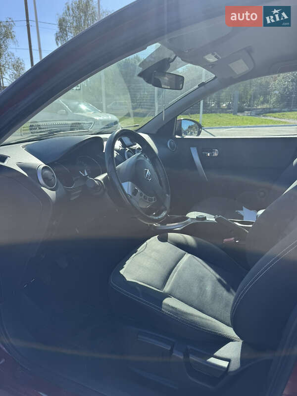 Внедорожник / Кроссовер Nissan Qashqai 2011 в Житомире