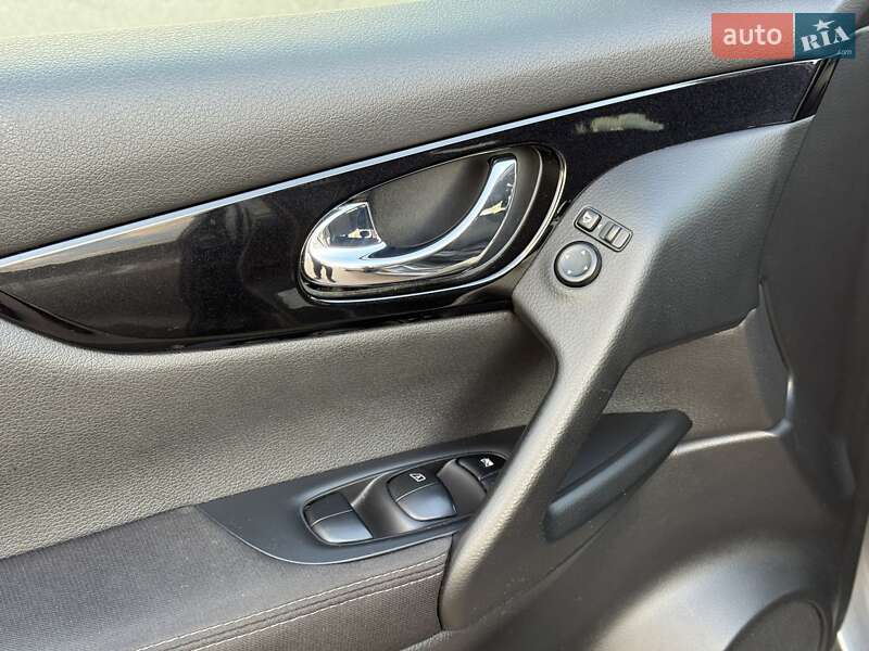 Внедорожник / Кроссовер Nissan Qashqai 2015 в Ковеле фото 16 Внедорожник / Кроссовер Nissan Qashqai 2015 в Ковеле