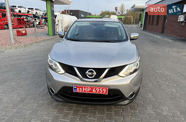 Позашляховик / Кросовер Nissan Qashqai 2015 в Луцьку