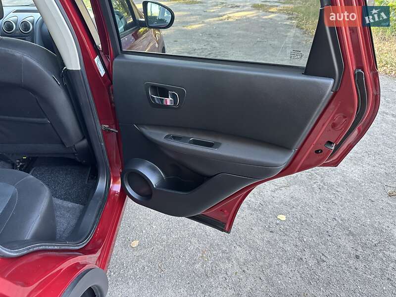Внедорожник / Кроссовер Nissan Qashqai 2011 в Лебедине фото 31 Внедорожник / Кроссовер Nissan Qashqai 2011 в Лебедине
