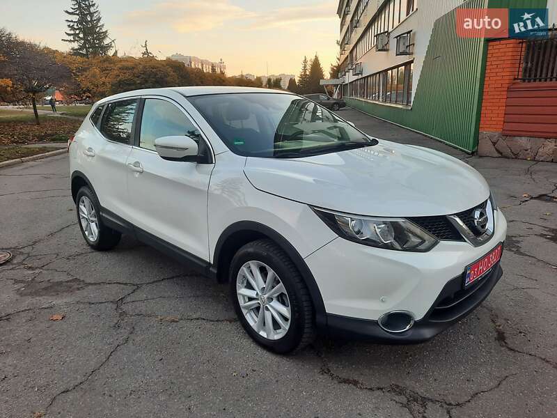 Внедорожник / Кроссовер Nissan Qashqai 2014 в Полтаве