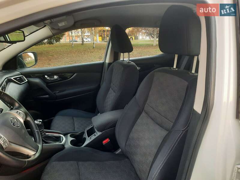 Внедорожник / Кроссовер Nissan Qashqai 2014 в Полтаве