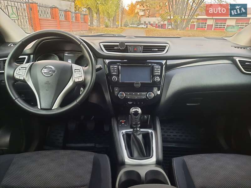 Внедорожник / Кроссовер Nissan Qashqai 2014 в Полтаве