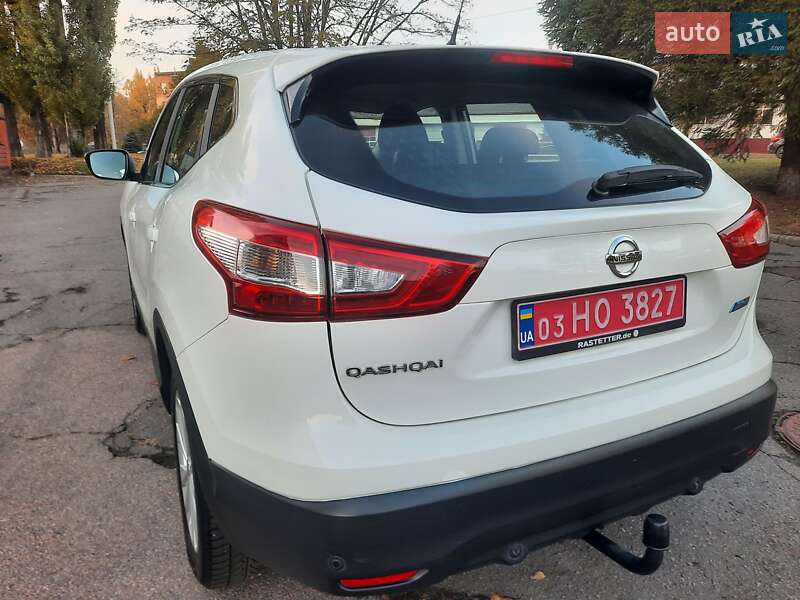 Внедорожник / Кроссовер Nissan Qashqai 2014 в Полтаве