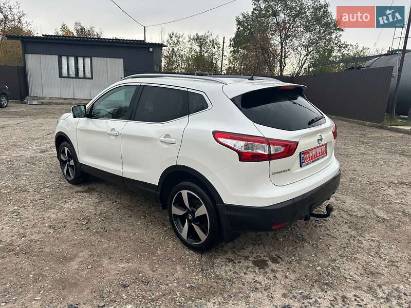 Внедорожник / Кроссовер Nissan Qashqai 2017 в Нововолынске