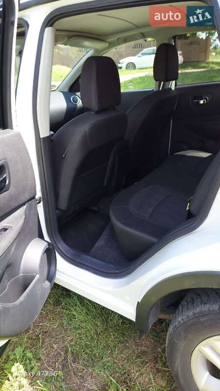 Внедорожник / Кроссовер Nissan Qashqai 2012 в Новоселице фото 2 Внедорожник / Кроссовер Nissan Qashqai 2012 в Новоселице