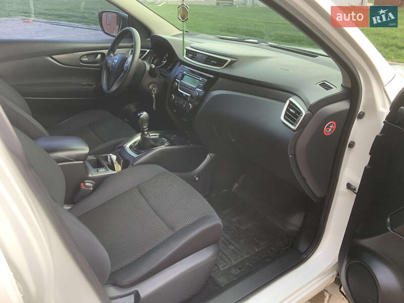 Внедорожник / Кроссовер Nissan Qashqai 2014 в Теофиполе