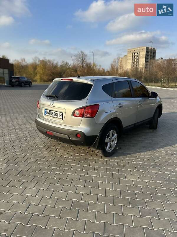 Позашляховик / Кросовер Nissan Qashqai 2008 в Жовтих Водах