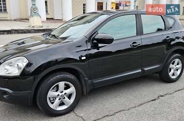 Внедорожник / Кроссовер Nissan Qashqai 2009 в Желтых Водах