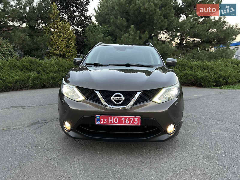 Позашляховик / Кросовер Nissan Qashqai 2015 в Полтаві фото 11 Позашляховик / Кросовер Nissan Qashqai 2015 в Полтаві