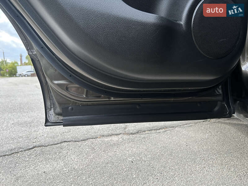 Позашляховик / Кросовер Nissan Qashqai 2015 в Полтаві фото 22 Позашляховик / Кросовер Nissan Qashqai 2015 в Полтаві