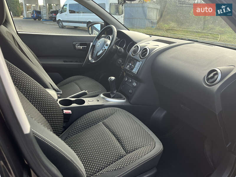 Позашляховик / Кросовер Nissan Qashqai 2009 в Старокостянтинові