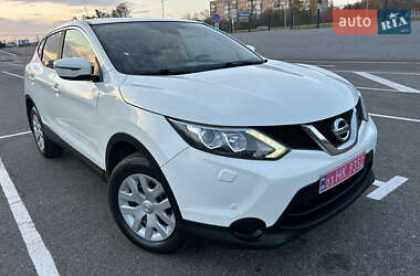 Внедорожник / Кроссовер Nissan Qashqai 2016 в Полтаве