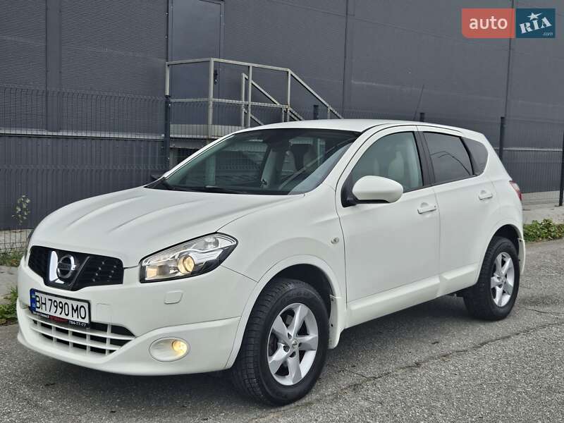 Внедорожник / Кроссовер Nissan Qashqai 2012 в Киеве