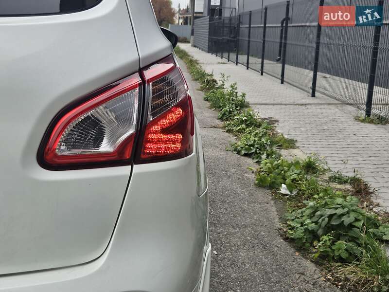 Внедорожник / Кроссовер Nissan Qashqai 2012 в Киеве