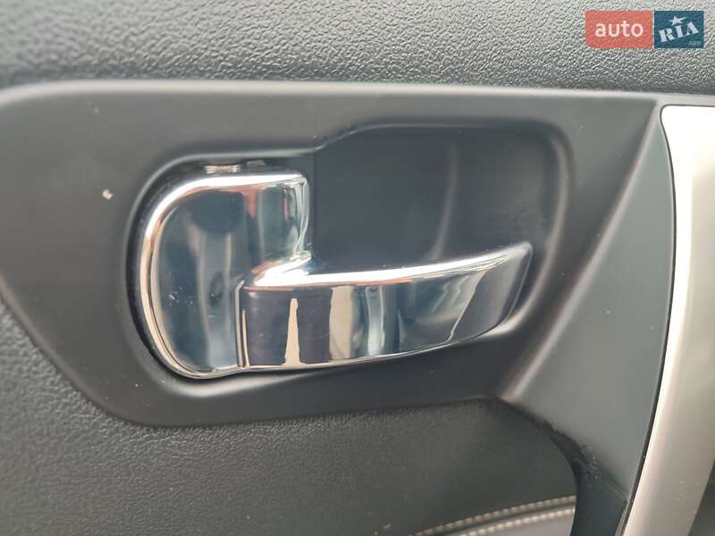 Внедорожник / Кроссовер Nissan Qashqai 2012 в Львове фото 49 Внедорожник / Кроссовер Nissan Qashqai 2012 в Львове