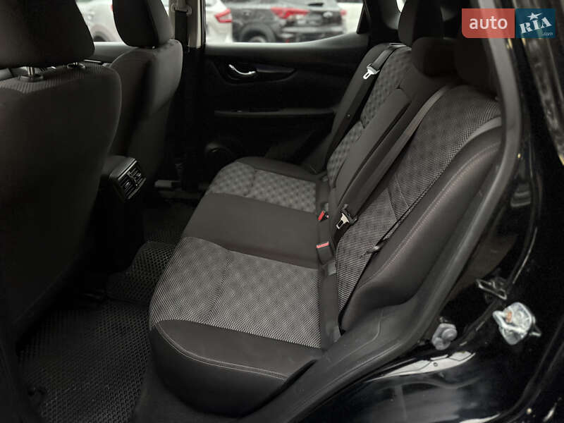 Позашляховик / Кросовер Nissan Qashqai 2017 в Одесі фото 40 Позашляховик / Кросовер Nissan Qashqai 2017 в Одесі