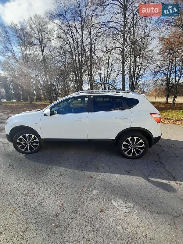 Внедорожник / Кроссовер Nissan Qashqai 2012 в Ставище