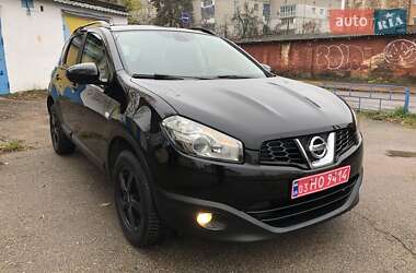 Внедорожник / Кроссовер Nissan Qashqai 2014 в Житомире