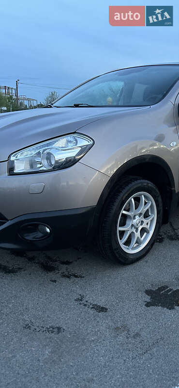 Внедорожник / Кроссовер Nissan Qashqai 2012 в Киеве фото 4 Внедорожник / Кроссовер Nissan Qashqai 2012 в Киеве