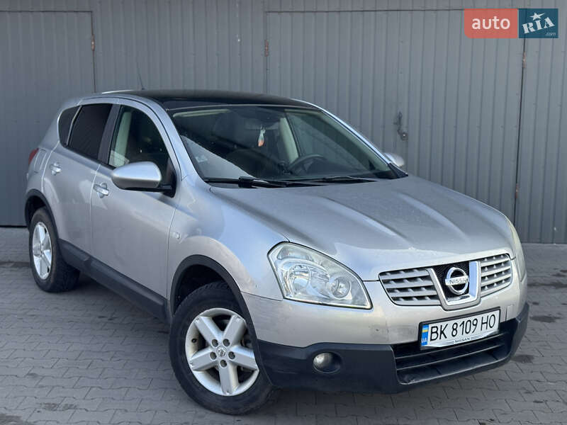 Внедорожник / Кроссовер Nissan Qashqai 2009 в Сарнах
