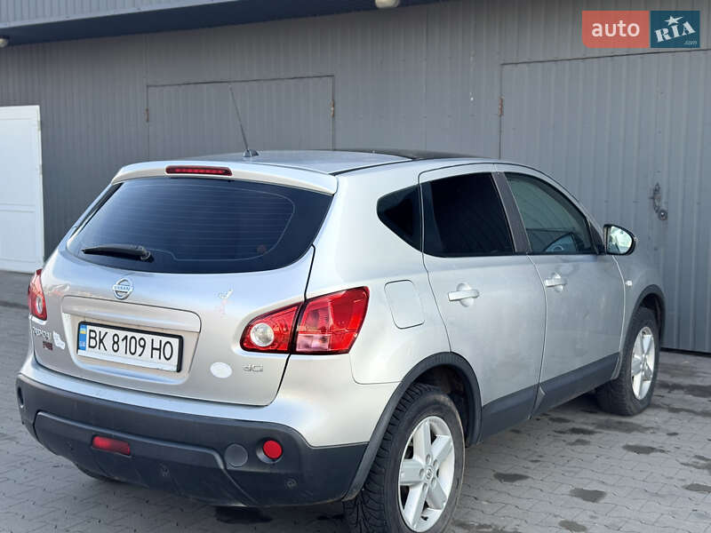 Внедорожник / Кроссовер Nissan Qashqai 2009 в Сарнах