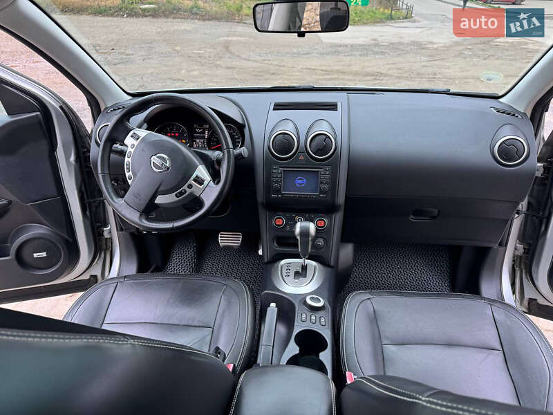 Внедорожник / Кроссовер Nissan Qashqai 2010 в Тернополе