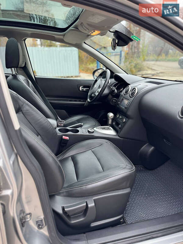 Внедорожник / Кроссовер Nissan Qashqai 2010 в Тернополе