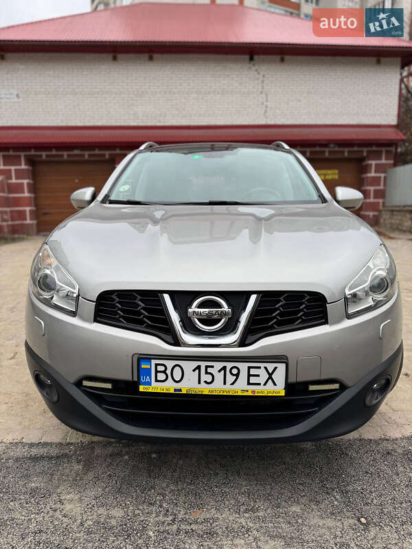 Внедорожник / Кроссовер Nissan Qashqai 2010 в Тернополе