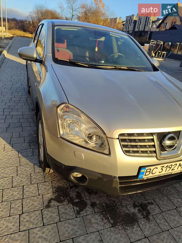 Позашляховик / Кросовер Nissan Qashqai 2007 в Львові