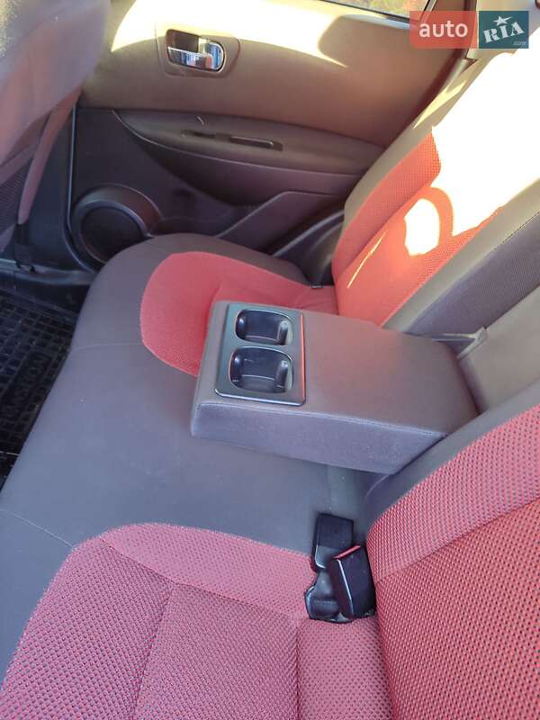 Позашляховик / Кросовер Nissan Qashqai 2007 в Львові