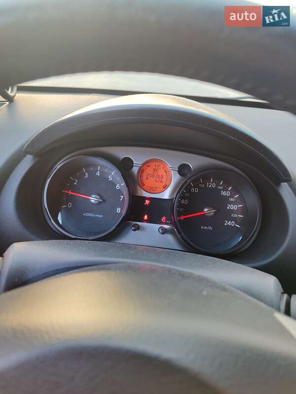 Позашляховик / Кросовер Nissan Qashqai 2007 в Львові