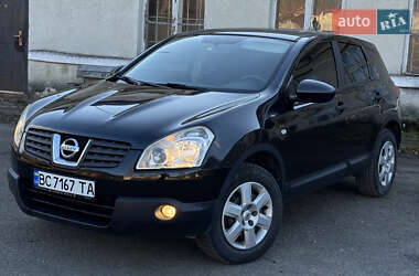 Внедорожник / Кроссовер Nissan Qashqai 2010 в Стрые