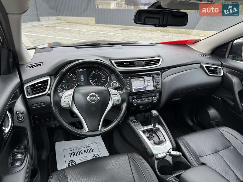 Внедорожник / Кроссовер Nissan Qashqai 2015 в Кременце