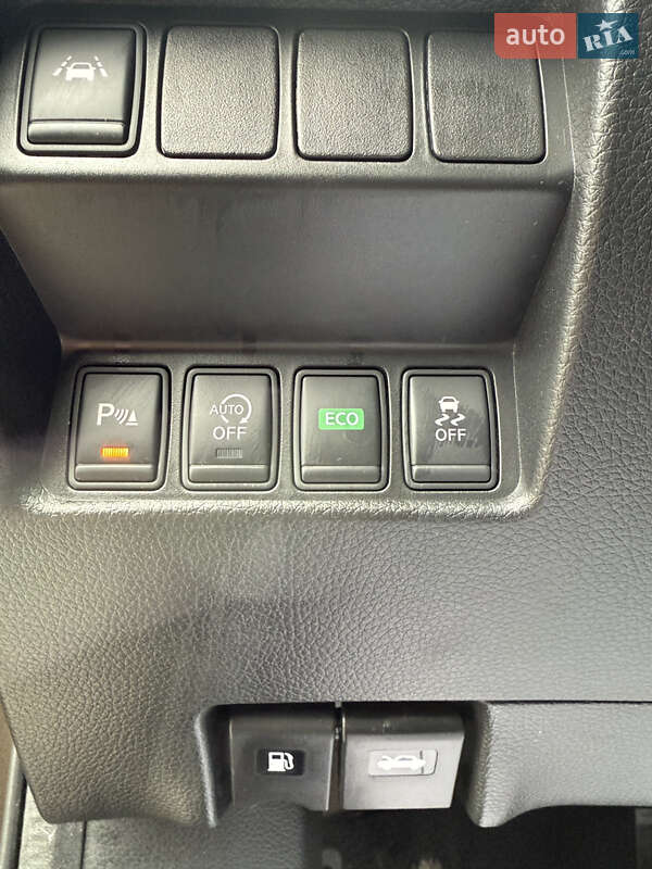 Внедорожник / Кроссовер Nissan Qashqai 2015 в Кременце