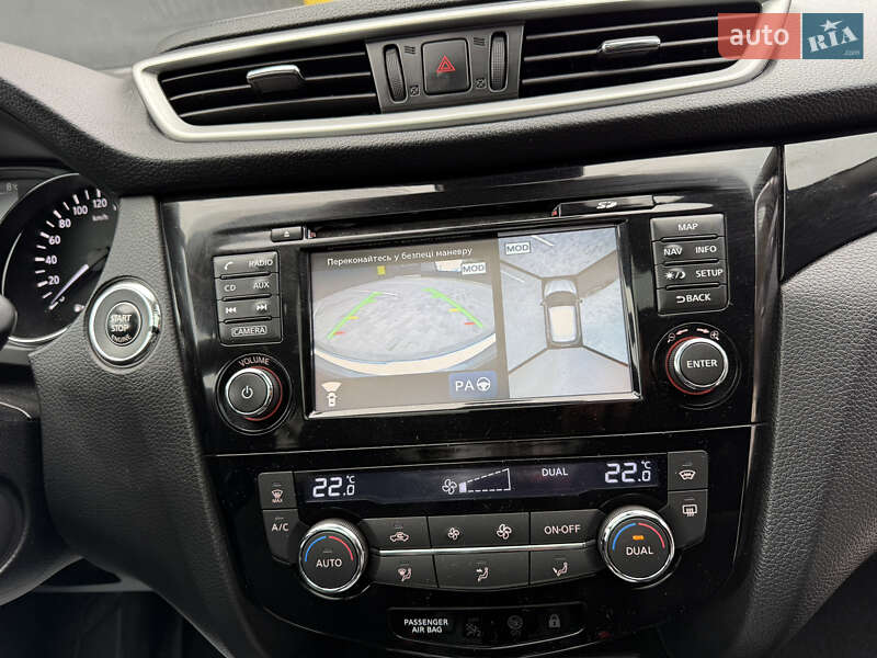 Внедорожник / Кроссовер Nissan Qashqai 2015 в Кременце