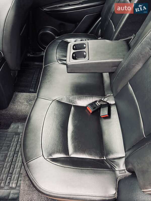 Внедорожник / Кроссовер Nissan Qashqai 2013 в Чернигове