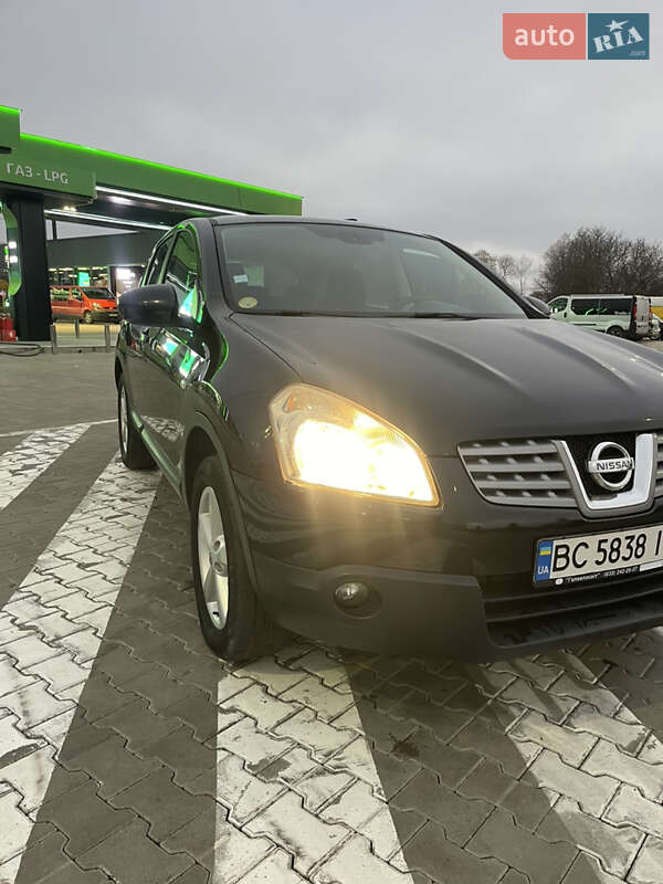 Внедорожник / Кроссовер Nissan Qashqai 2009 в Стрые