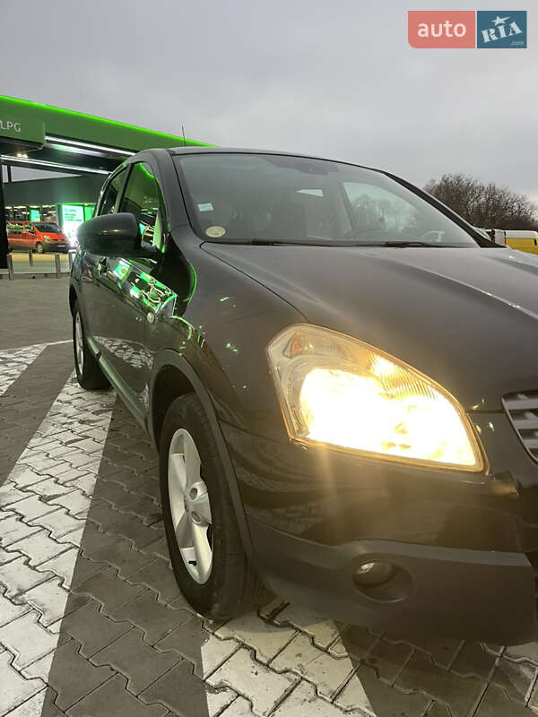 Внедорожник / Кроссовер Nissan Qashqai 2009 в Стрые