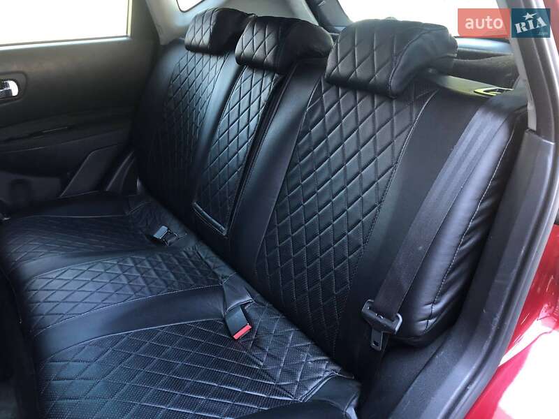 Позашляховик / Кросовер Nissan Qashqai 2011 в Одесі